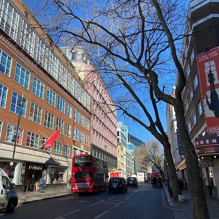 Lovely 2 Bed Flat In Soho! London Eksteriør billede